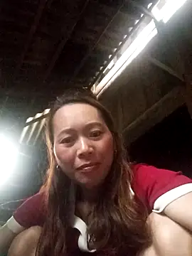 Snapshot of Bianly chatting on 10.03.25 Bianly online show from 10.03.25