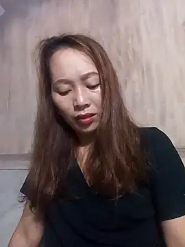Snapshot of Bianly chatting on 10.06.25 Bianly online show from 10.06.25