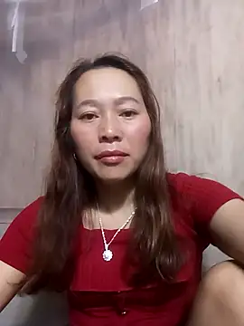 Snapshot of Bianly chatting on 10.19.25 Bianly online show from 10.19.25