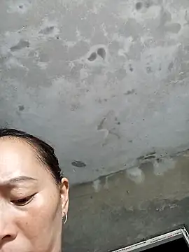 Snapshot of Bianly chatting on 10.20.25 Bianly online show from 10.20.25