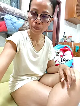 Mama Eva 1 online show from 02.11.26