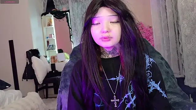 Lein Bone online show from 04.25.26