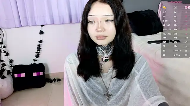 Snapshot of Lein_Bone chatting on 07.15.26 Lein Bone online show from 07.15.26