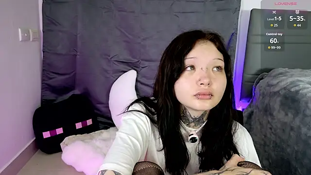 Snapshot of Lein_Bone chatting on 08.02.26 Lein Bone online show from 08.02.26