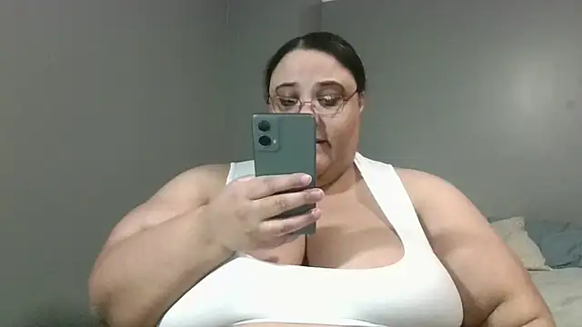 Snapshot of SexyBBW10790 chatting on 05.07.26 SexyBBW10790 online show from 05.07.26