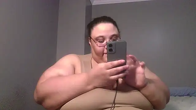 Snapshot of SexyBBW10790 chatting on 07.08.26 SexyBBW10790 online show from 07.08.26