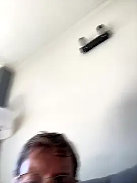 Snapshot of Jonny_Agatha chatting on 09.30.25 Jonny Agatha online show from 09.30.25