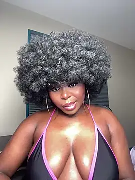 WomanNextdoor1 online show from 05.02.26