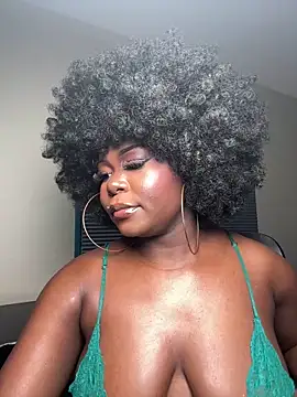 WomanNextdoor1 online show from 06.18.26