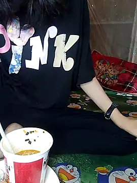 Snapshot of DauTay_hot chatting on 10.02.25 DauTay hot online show from 10.02.25