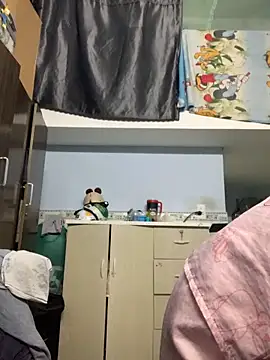 Minee1202 online show from 11.27.25