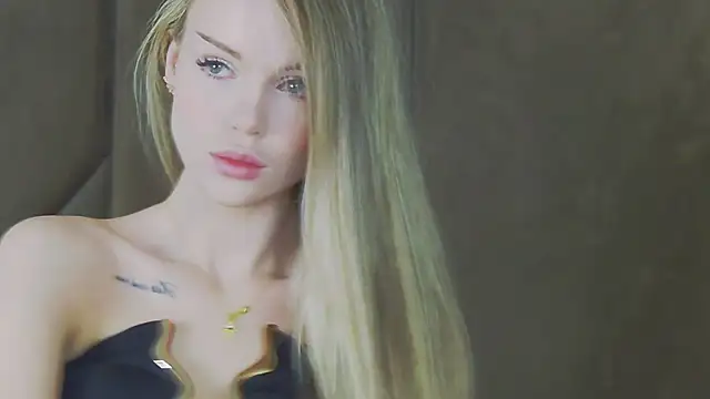 MarilynNova online show from 04.28.26