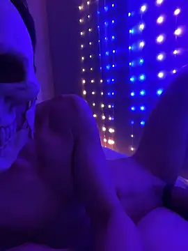 SalemStratton online show from 10.21.25