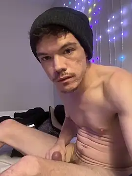 SalemStratton online show from 11.08.25