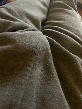 Snapshot of MuzzyFacing chatting on 02.06.26 MuzzyFacing online show from 02.06.26