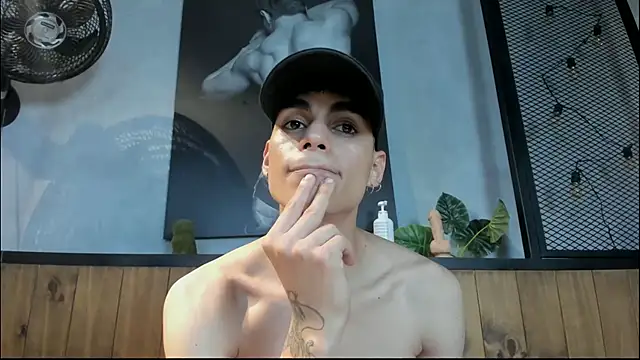 Dani mc1 online show from 10.02.25