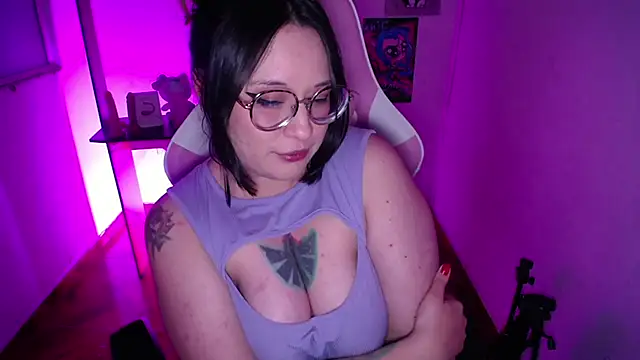 Snapshot of _Jaade_p_ chatting on 11.04.25 Jaade p online show from 11.04.25