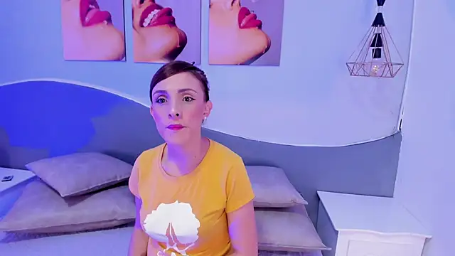 Snapshot of Nicol_89_ chatting on 02.21.26 Nicol 89 online show from 02.21.26