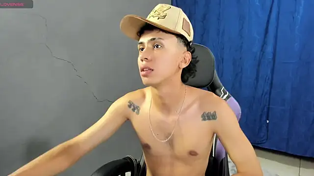 Snapshot of Damien_444 chatting on 11.06.25 Damien 444 online show from 11.06.25