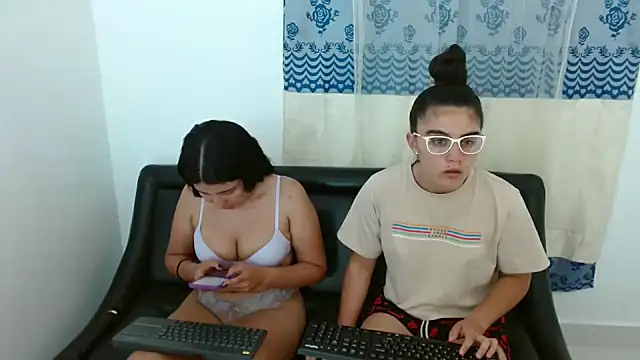 Arieeel 09 online show from 10.06.25