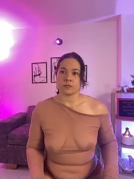 Snapshot of leiablack chatting on 11.08.25 leiablack online show from 11.08.25