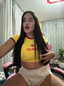 laure torres online show from 06.17.26