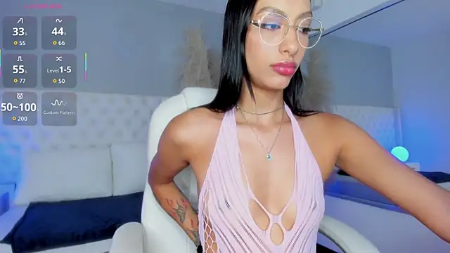 Snapshot of Ebonysweet__ chatting on 06.11.26 Ebonysweet online show from 06.11.26