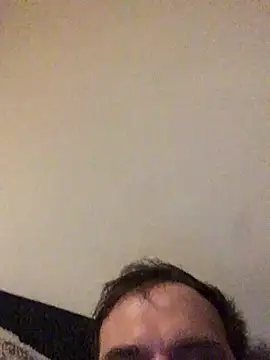 Snapshot of Bamse28 chatting on 12.23.25 Bamse28 online show from 12.23.25