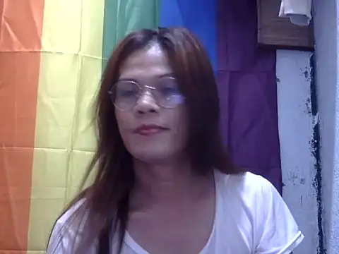 juicycum069 online show from 06.12.26