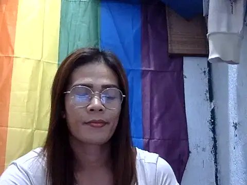 juicycum069 online show from 06.13.26