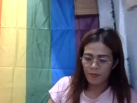 juicycum069 online show from 06.25.26