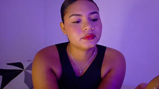 Snapshot of nudesketch1 chatting on 10.13.25 nudesketch1 online show from 10.13.25