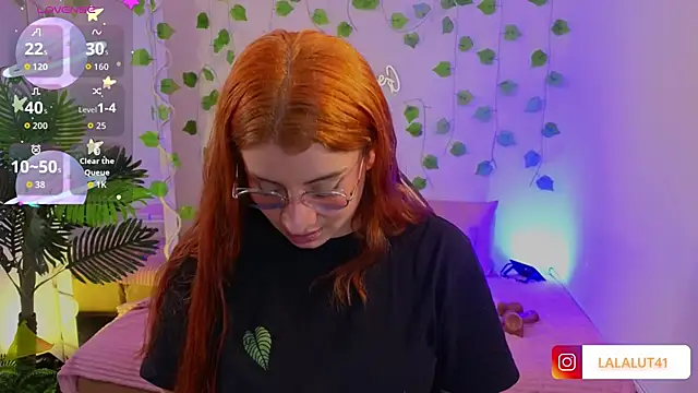 Naomy tay1 online show from 09.21.25