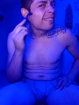 Snapshot of PitudoWuero chatting on 03.10.26 PitudoWuero online show from 03.10.26