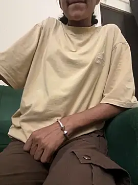 Snapshot of modelnishu chatting on 09.16.25 modelnishu online show from 09.16.25