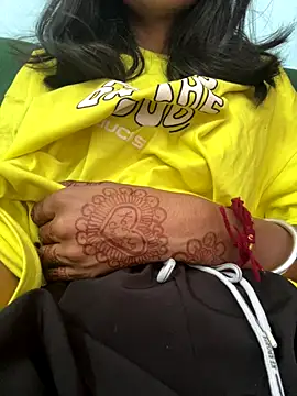 Snapshot of modelnishu chatting on 10.12.25 modelnishu online show from 10.12.25