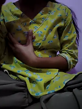 Snapshot of modelnishu chatting on 12.04.25 modelnishu online show from 12.04.25