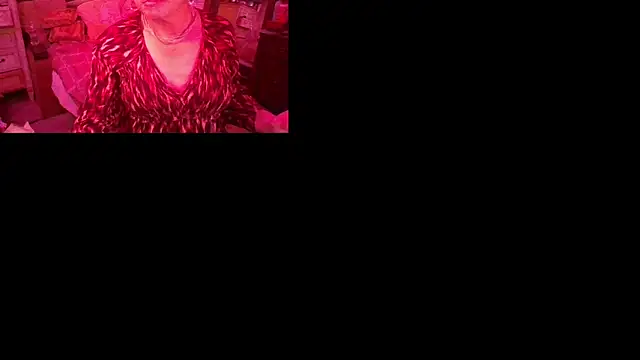 Snapshot of TransFionaLuv chatting on 12.02.25 TransFionaLuv online show from 12.02.25