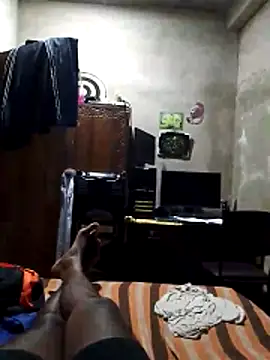 Snapshot of Pogga666 chatting on 11.27.25 Pogga666 online show from 11.27.25