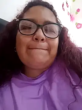 Snapshot of ladytropical1 chatting on 09.30.25 ladytropical1 online show from 09.30.25