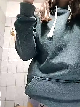 Auroraluna - online show from 09.21.25