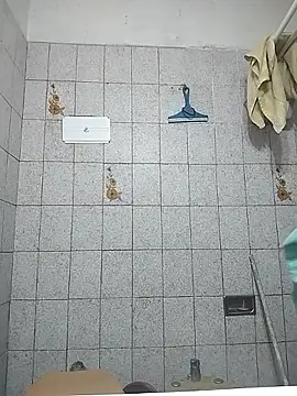 Auroraluna - online show from 12.19.25