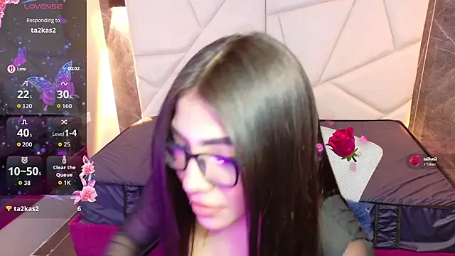 Snapshot of aysel_27 chatting on 10.06.25 aysel 27 online show from 10.06.25