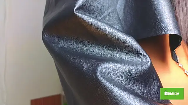 Snapshot of Katrinafoxxx chatting on 10.21.25 Katrinafoxxx online show from 10.21.25