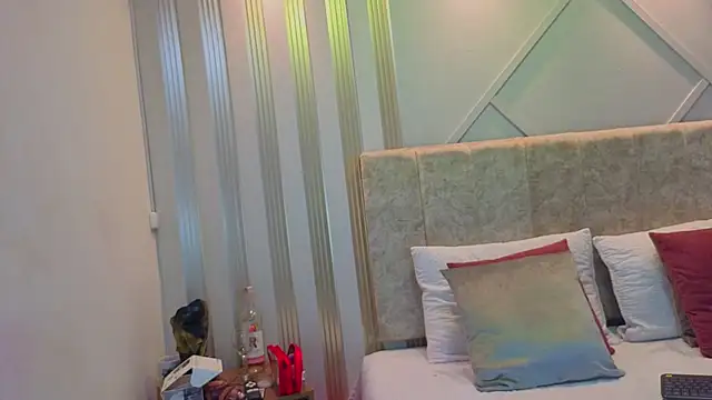 Snapshot of nami_sweet_ chatting on 11.23.25 nami sweet online show from 11.23.25