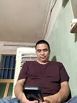 HoangNam20x online show from 10.31.25