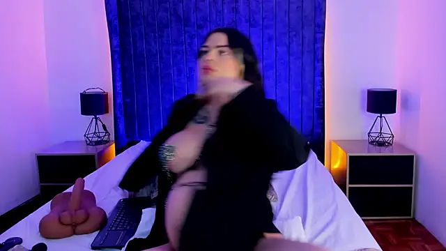 Snapshot of TahliaNovoa chatting on 10.25.25 TahliaNovoa online show from 10.25.25