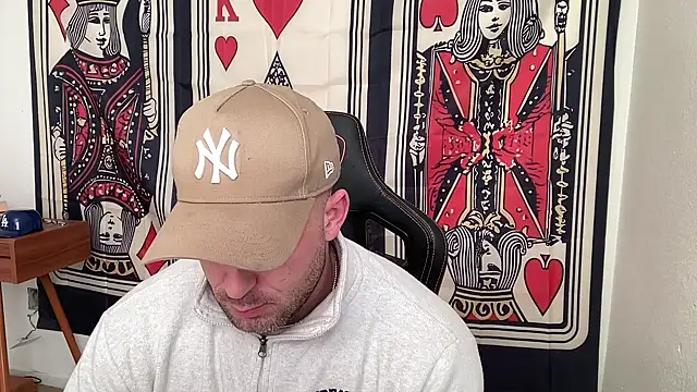 Snapshot of brettmycles28 chatting on 12.20.25 brettmycles28 online show from 12.20.25