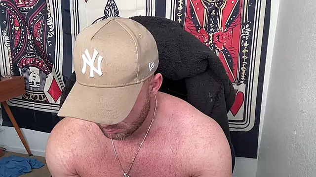 Snapshot of brettmycles28 chatting on 12.22.25 brettmycles28 online show from 12.22.25