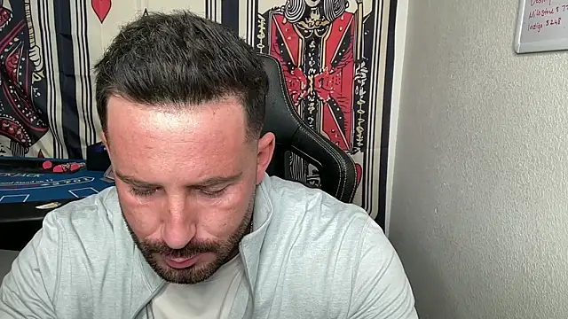 Snapshot of brettmycles28 chatting on 02.07.26 brettmycles28 online show from 02.07.26